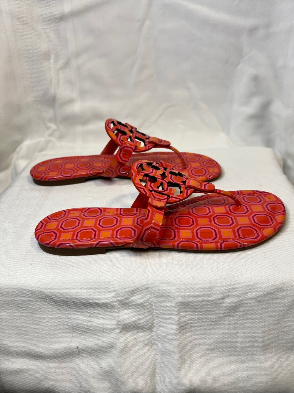 NWOT Tory Burch Patent Leather Miller Sandal. Pink & Orange. Women’s size 7.5 - Picture 5 of 7
